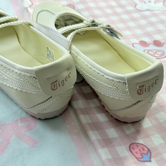 Onitsuka Tiger Wmns Mexico 66 TGRS 'Ivory Cream' - Picture 3 of 5